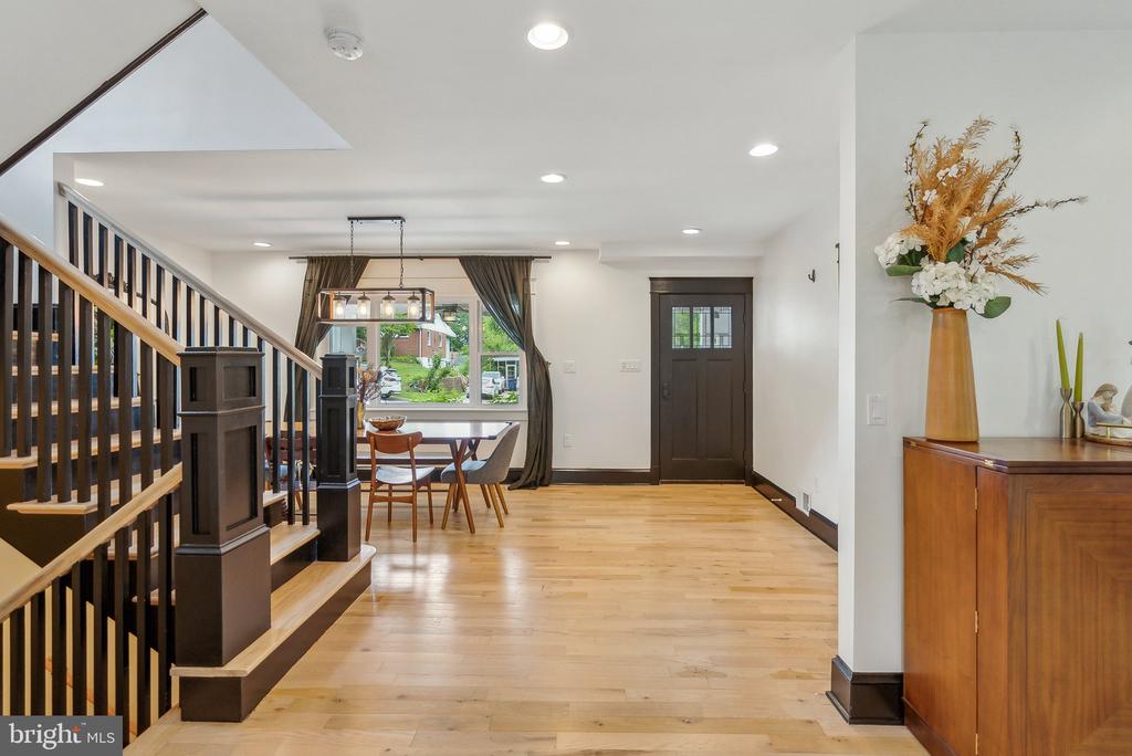 3703 HEATHER COURT