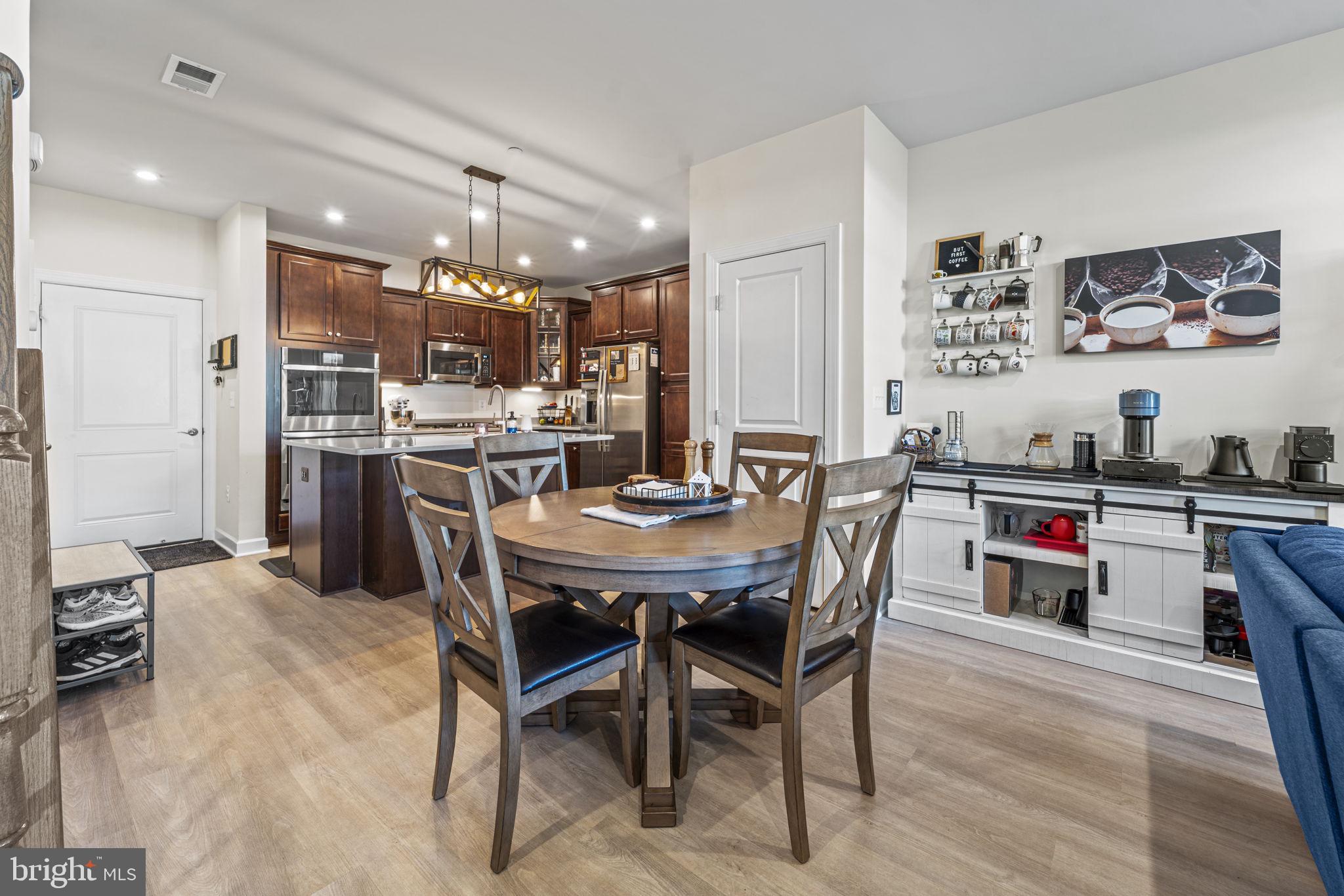 12384 AZURE LANE 3