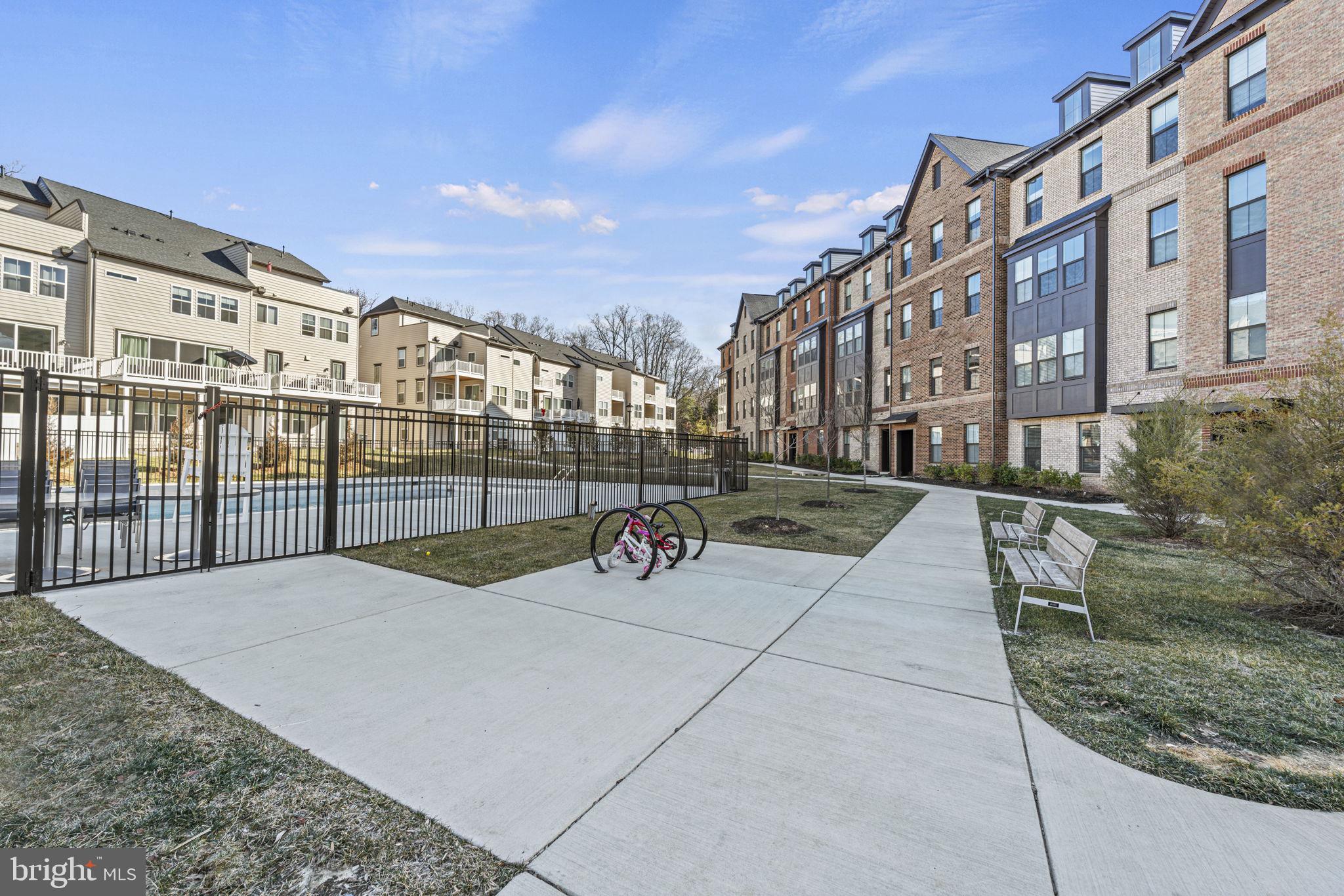 12384 AZURE LANE 3