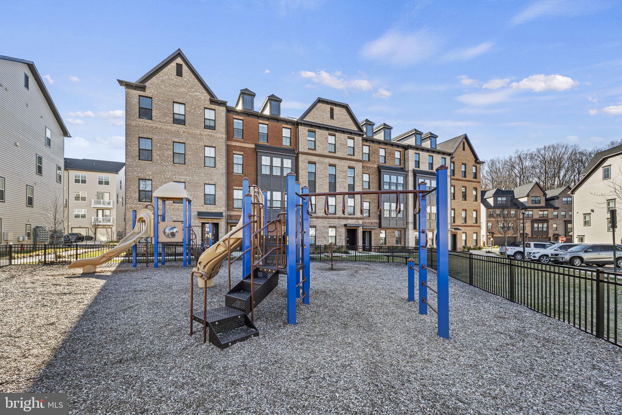 12384 AZURE LANE 3
