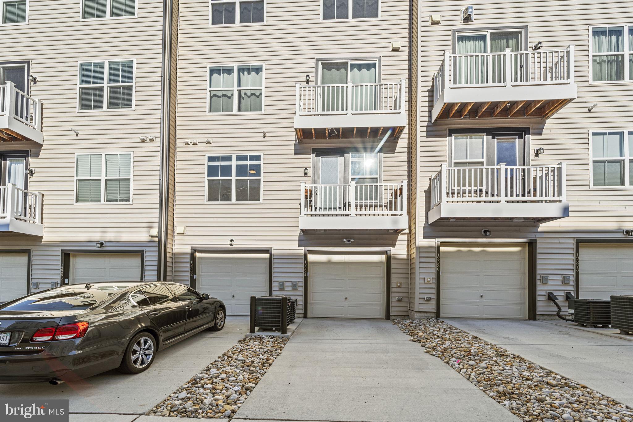 12384 AZURE LANE 3