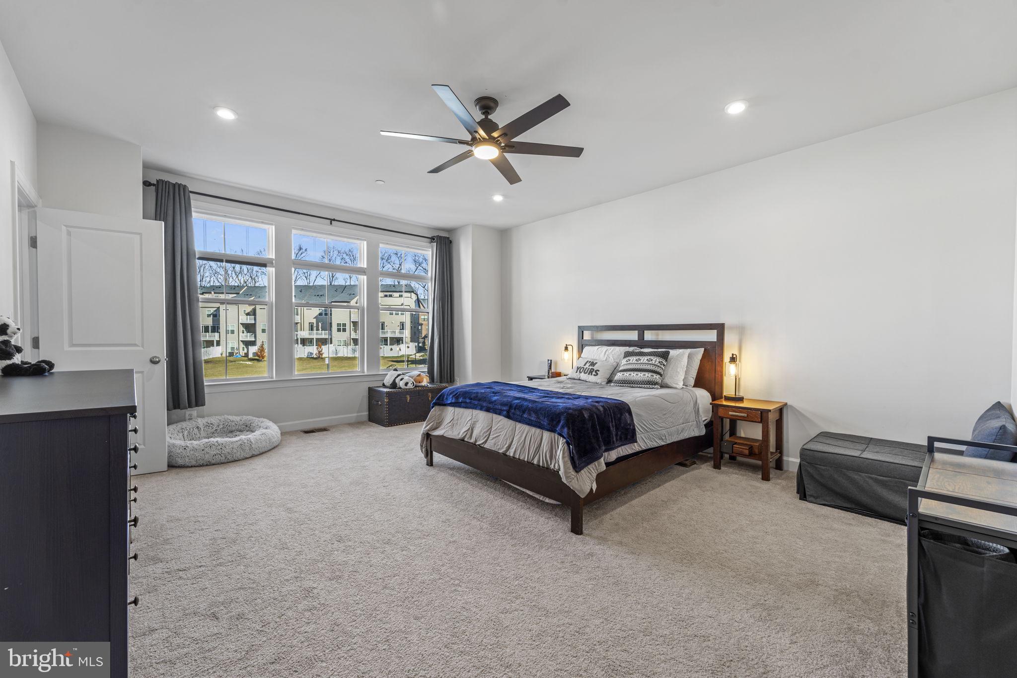 12384 AZURE LANE 3