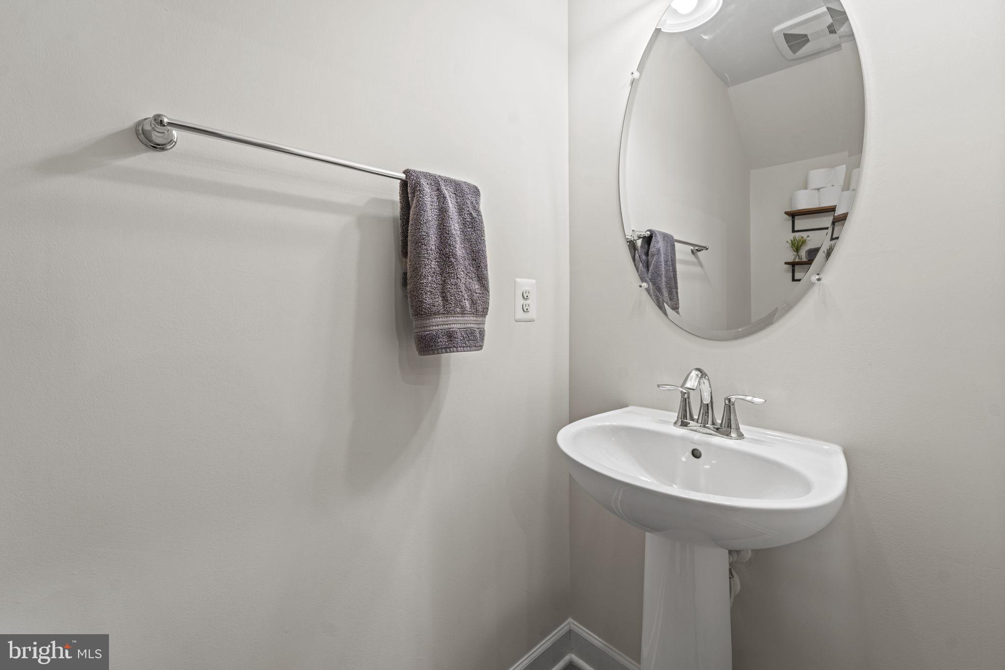12384 AZURE LANE 3