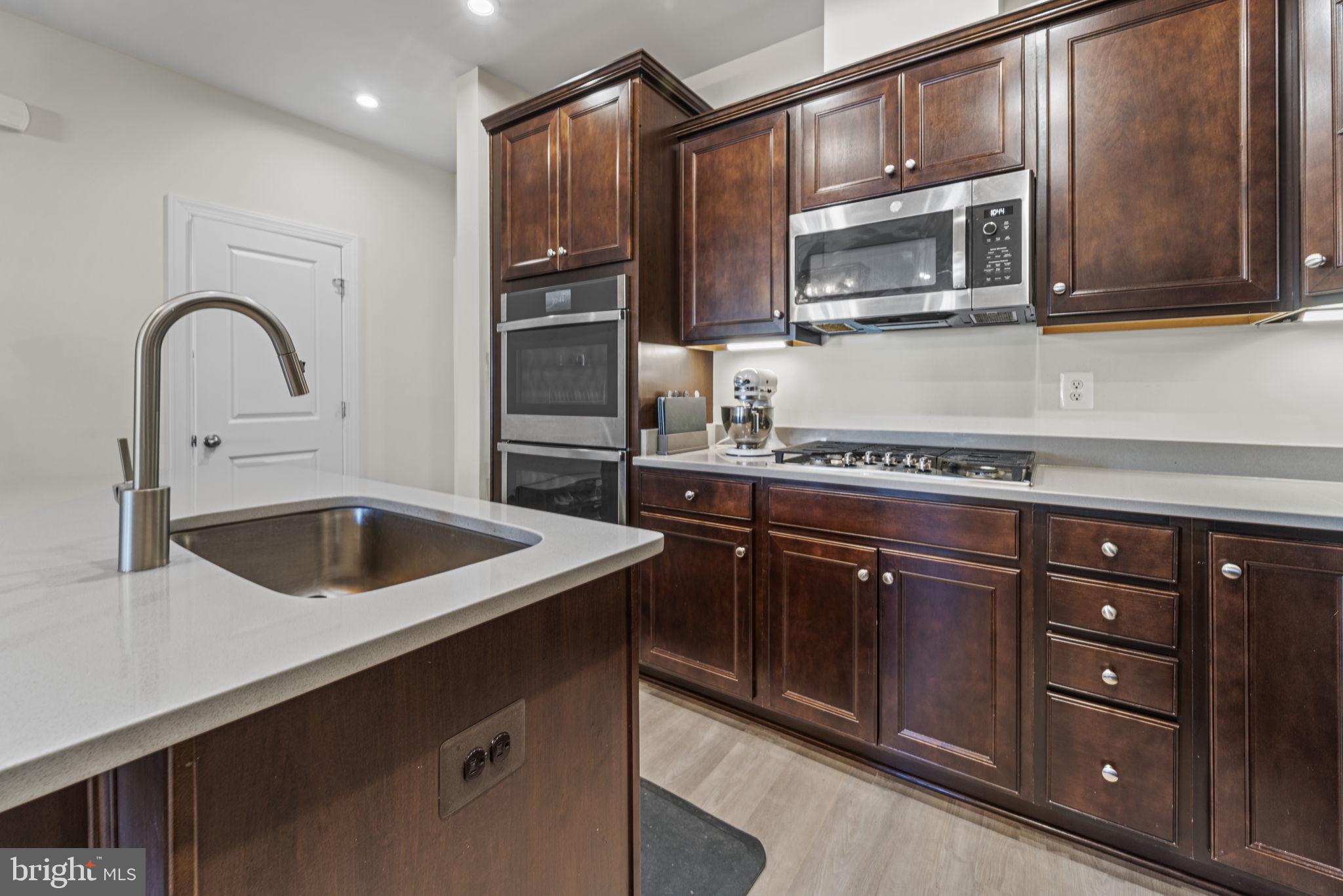 12384 AZURE LANE 3