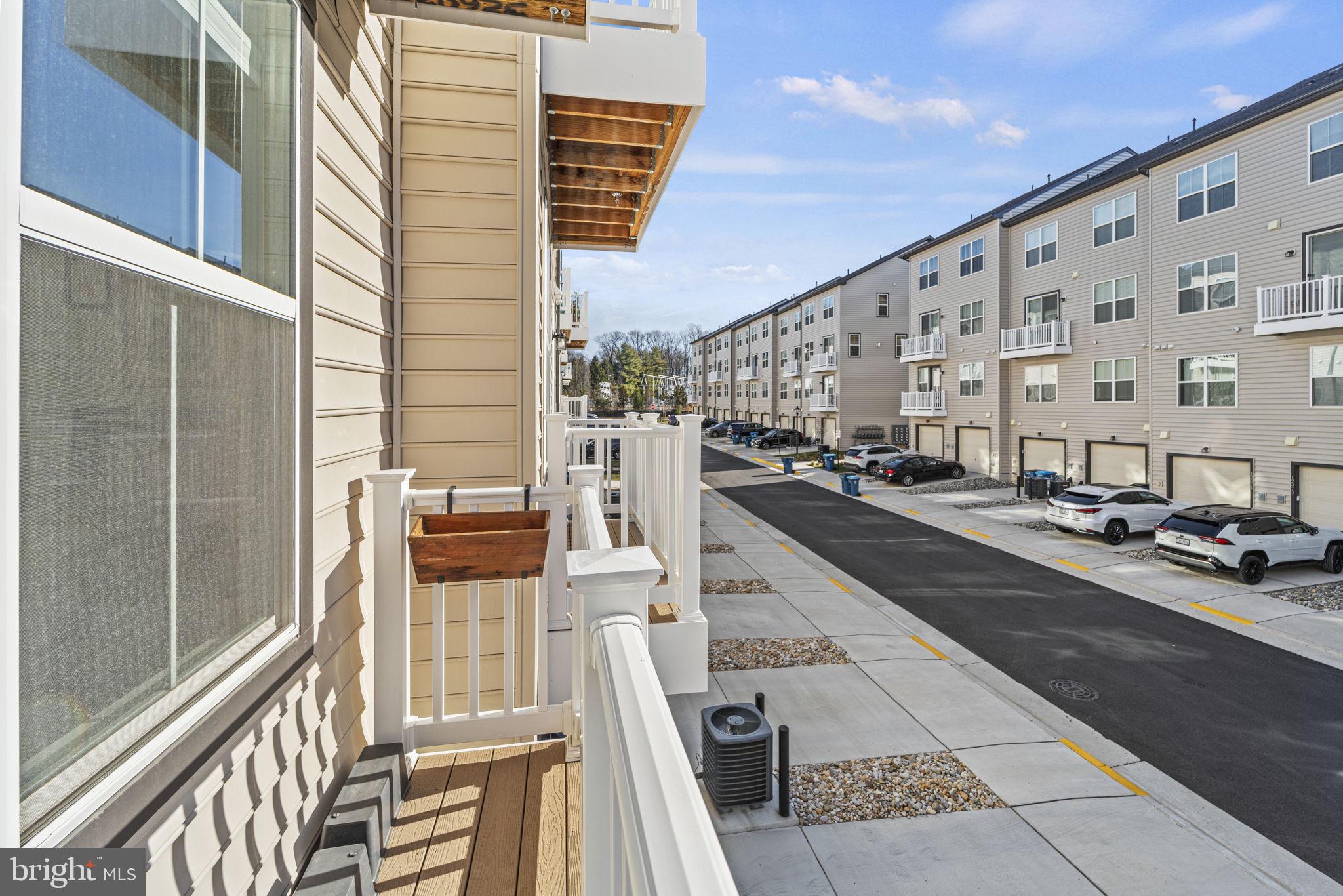 12384 AZURE LANE 3