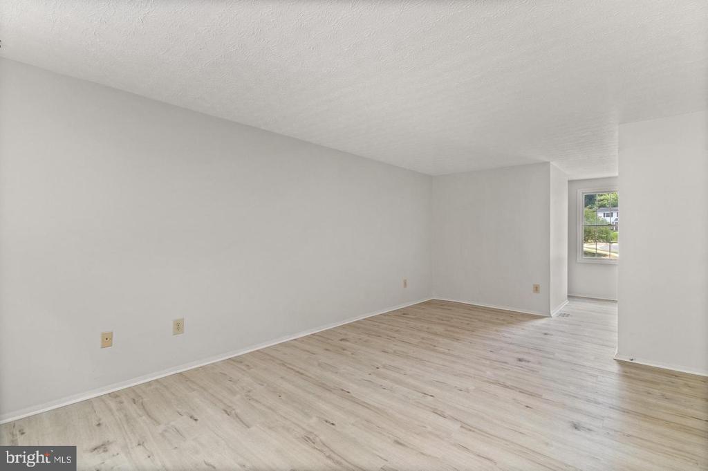 8084 WINDING WAY COURT
