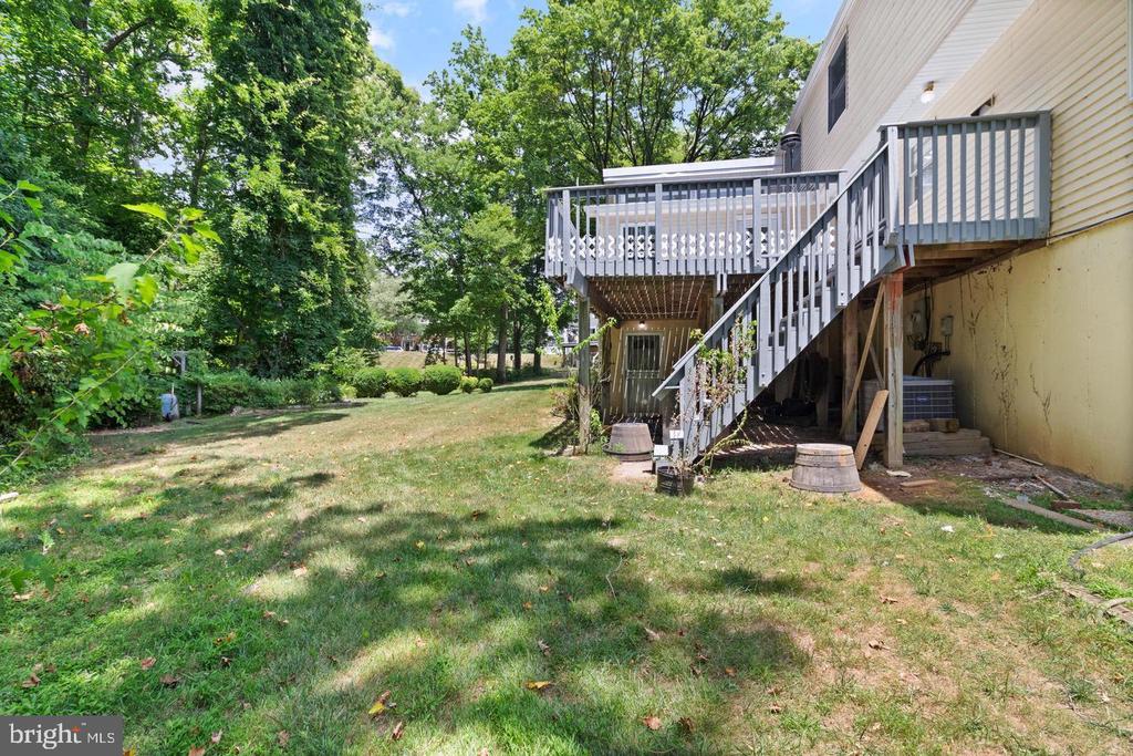 8084 WINDING WAY COURT