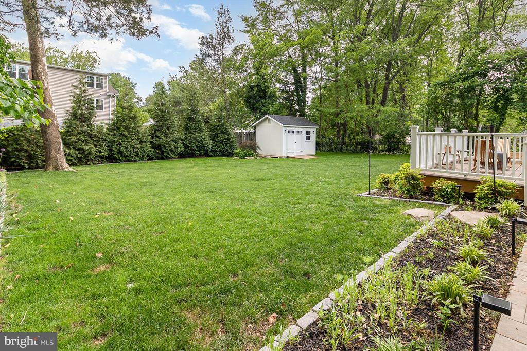 2001 SHENANDOAH ROAD
