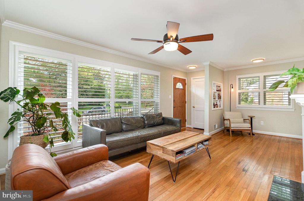 2001 SHENANDOAH ROAD