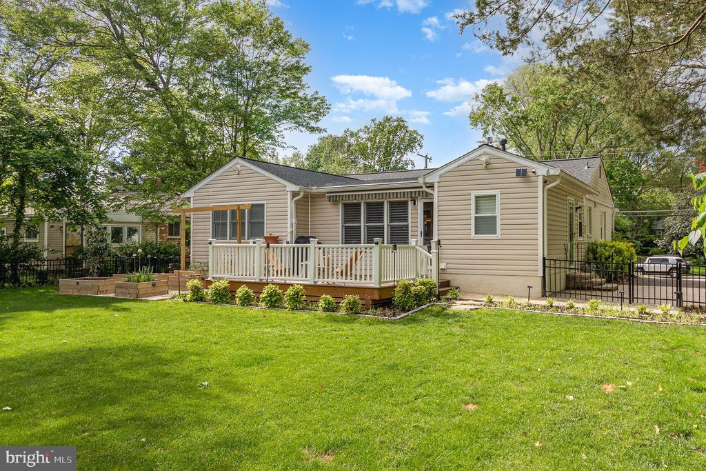 2001 SHENANDOAH ROAD