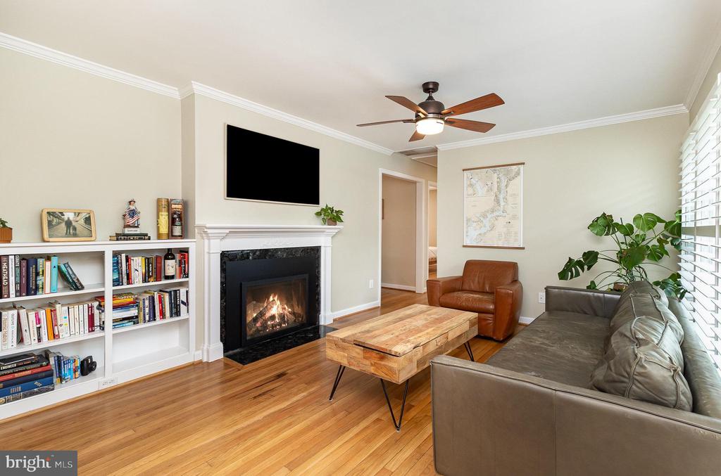 2001 SHENANDOAH ROAD