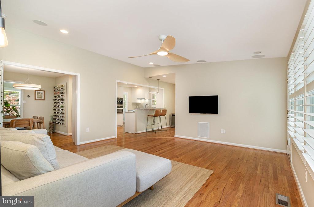 2001 SHENANDOAH ROAD