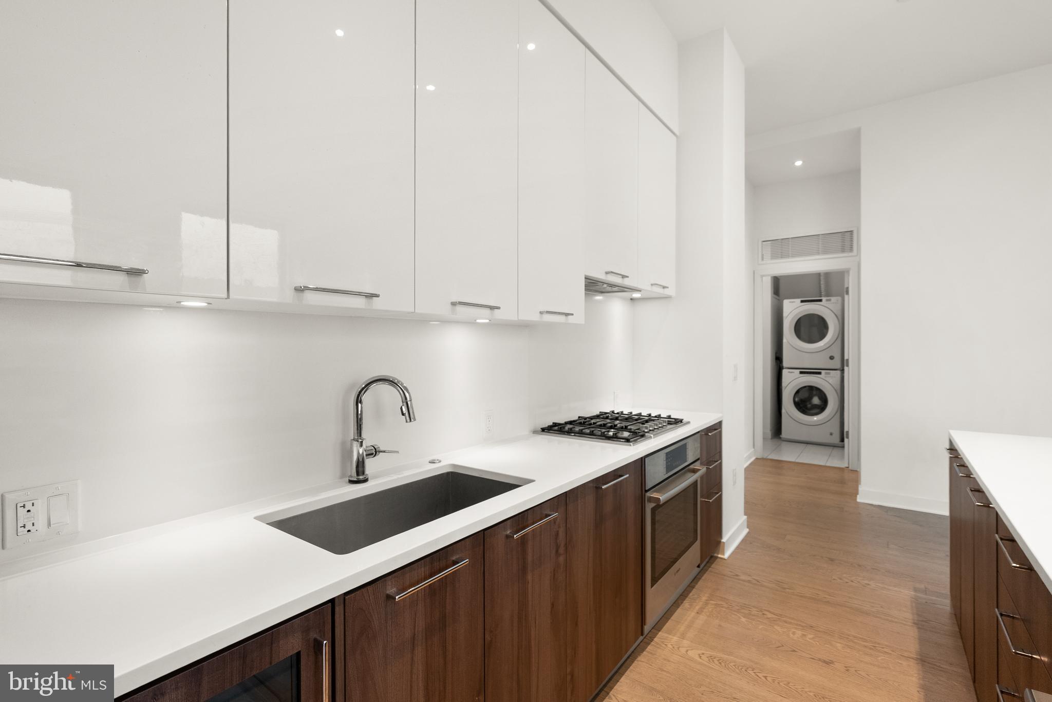 1650 SILVER HILL 1401