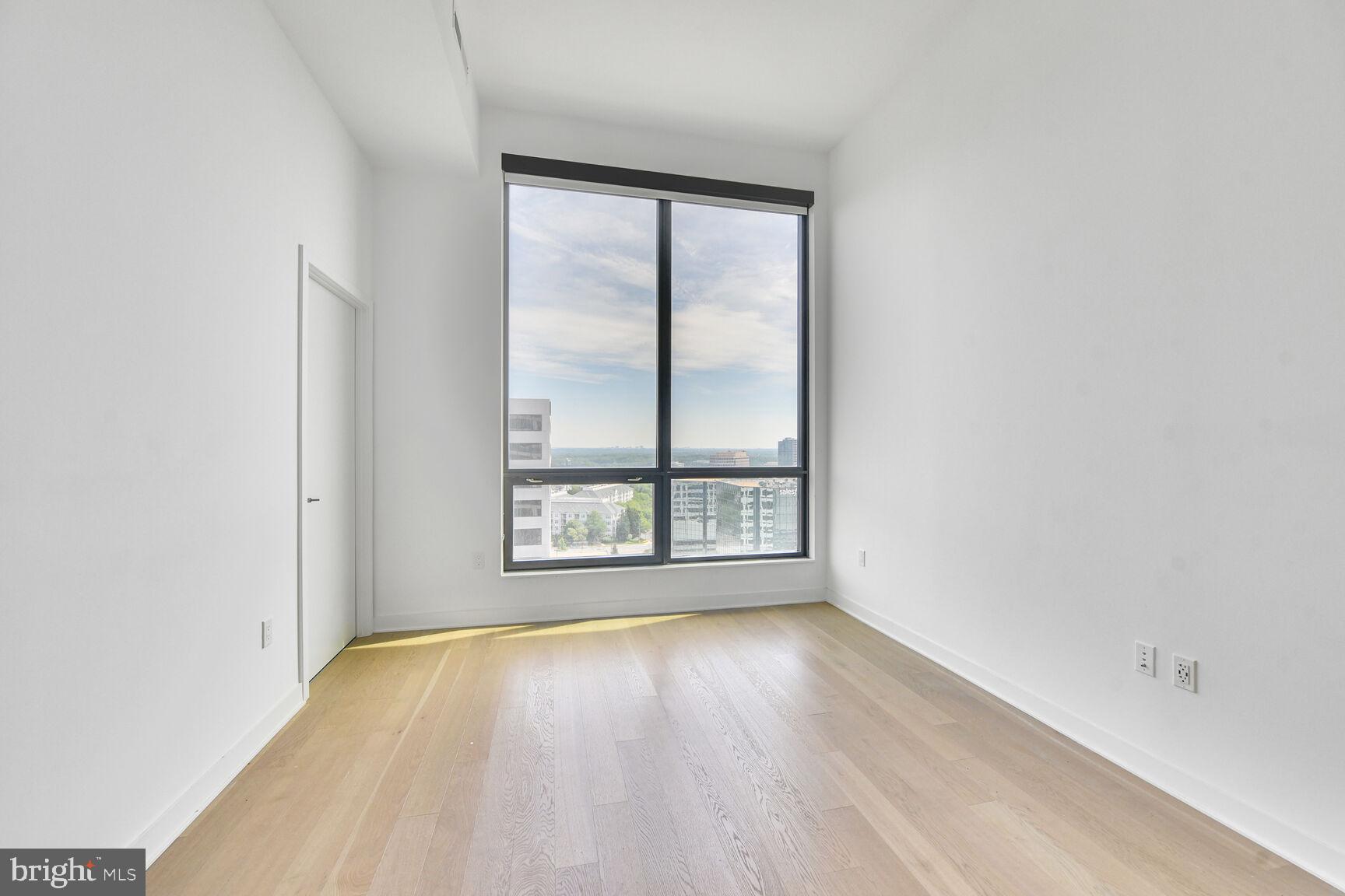 1650 SILVER HILL 1401