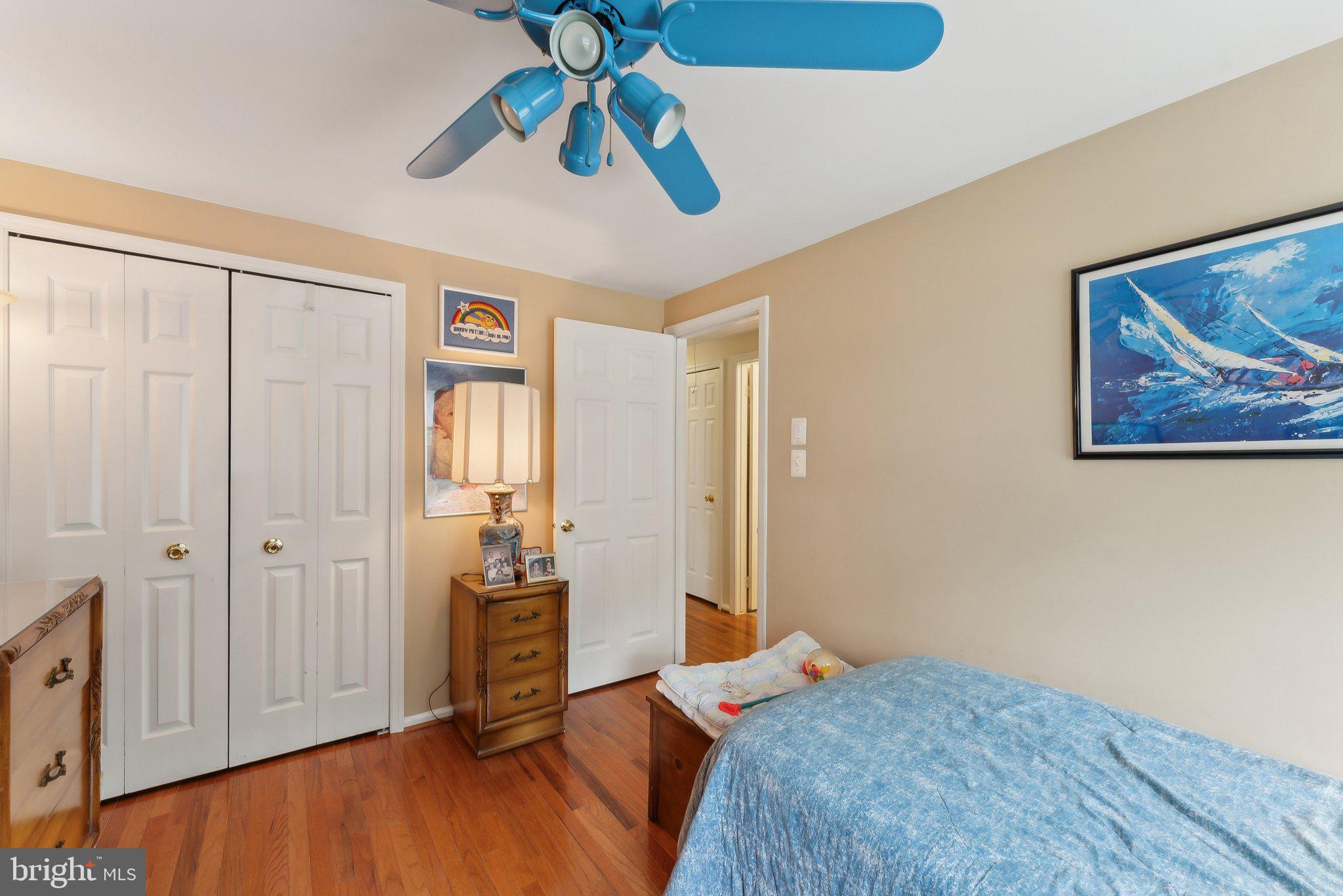 6554 GLADEVIEW COURT