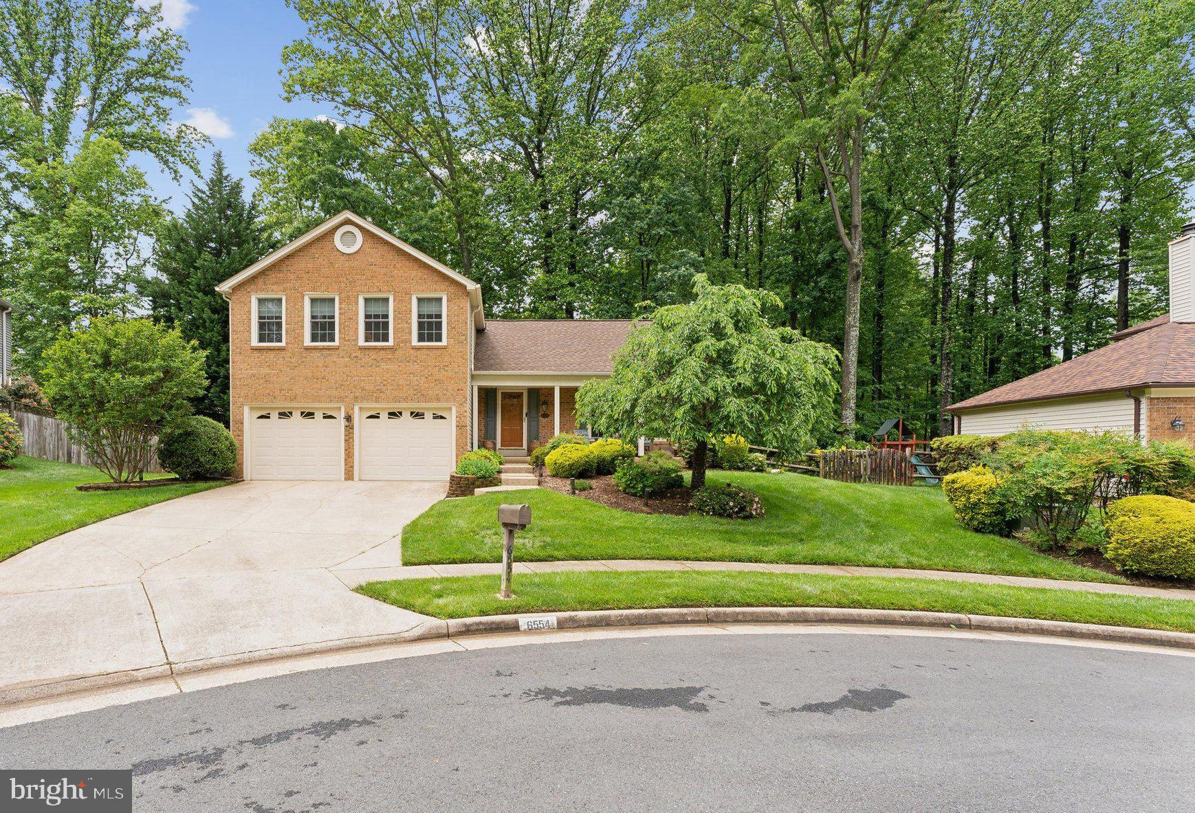 6554 GLADEVIEW COURT