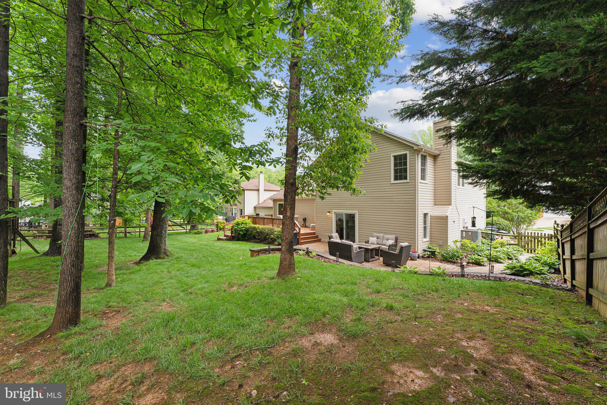 6554 GLADEVIEW COURT