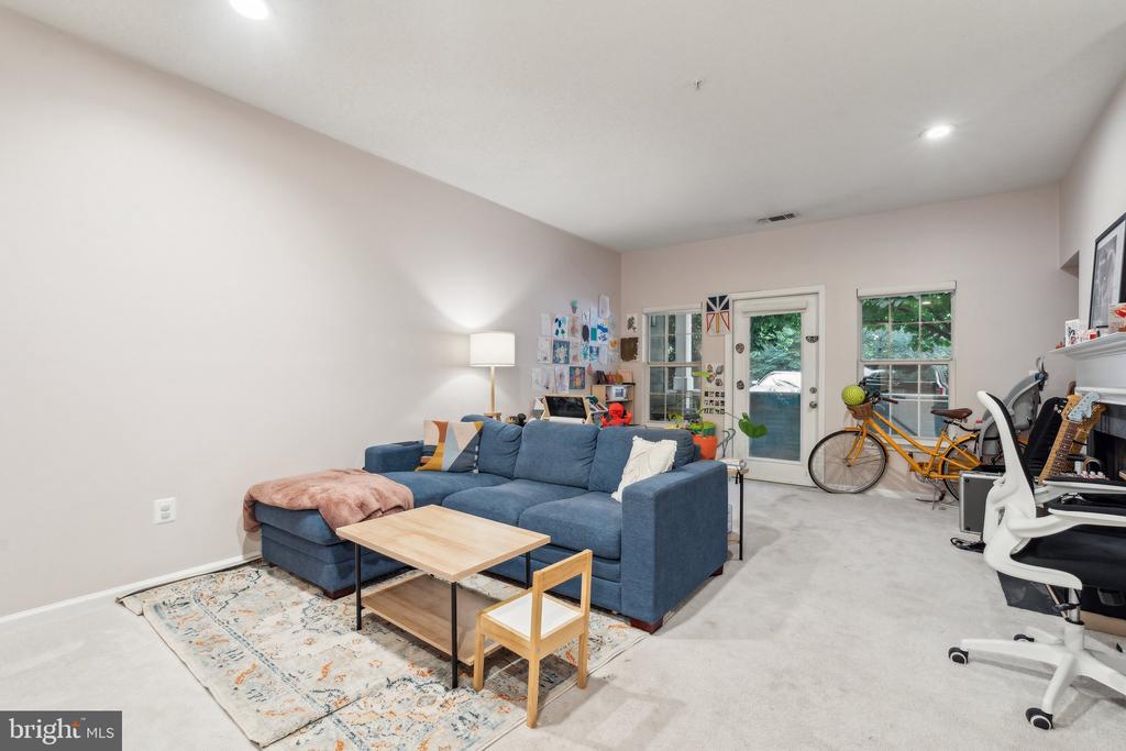 1708 LAKE SHORE CREST DRIVE 11