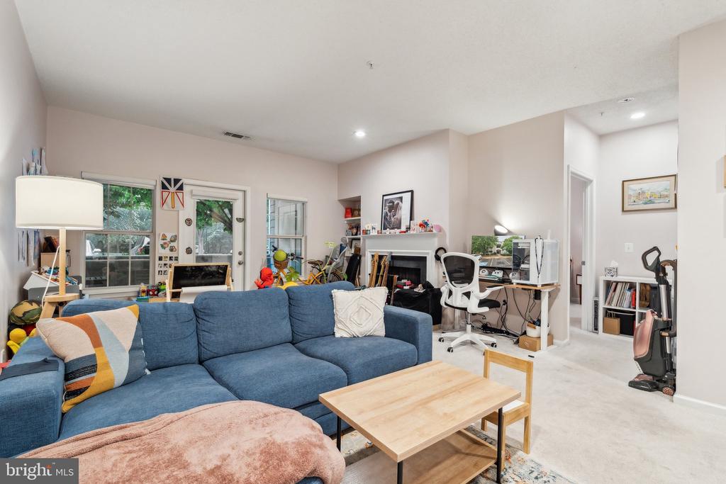 1708 LAKE SHORE CREST DRIVE 11