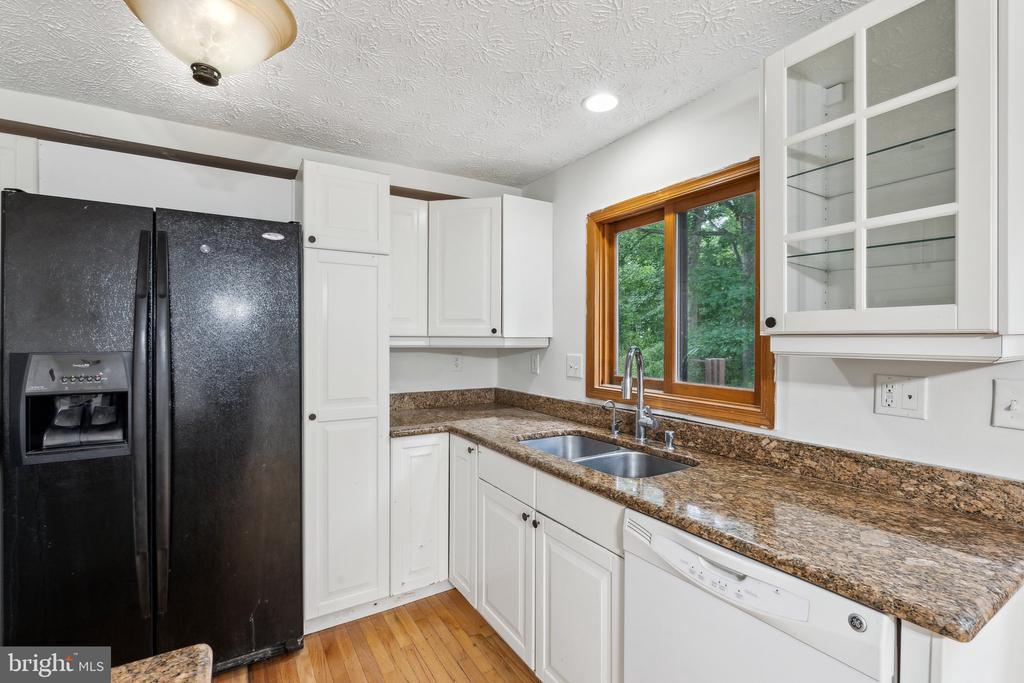 8490 RIPPLED CREEK COURT