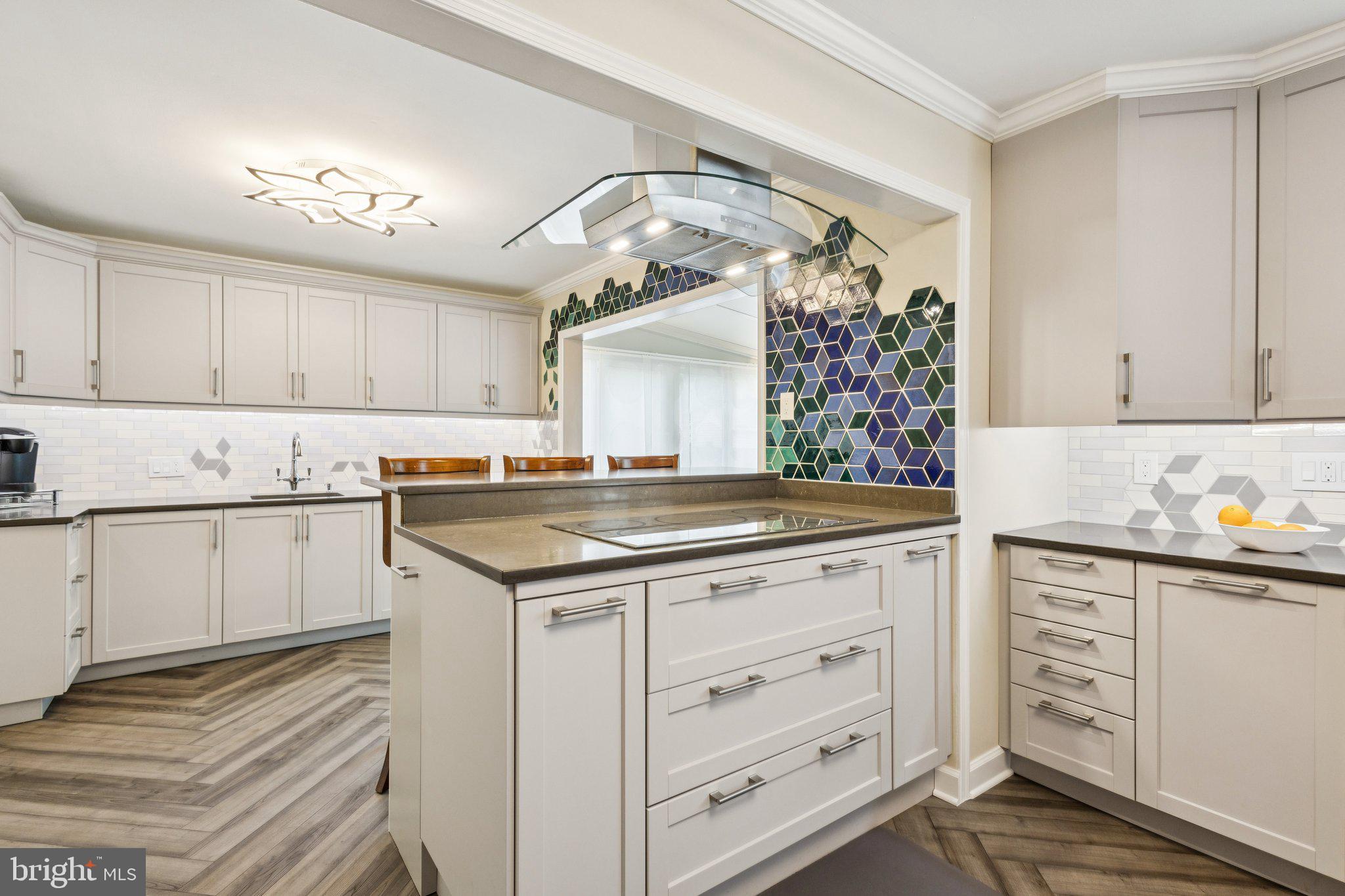 11100 FLORA LEE DRIVE
