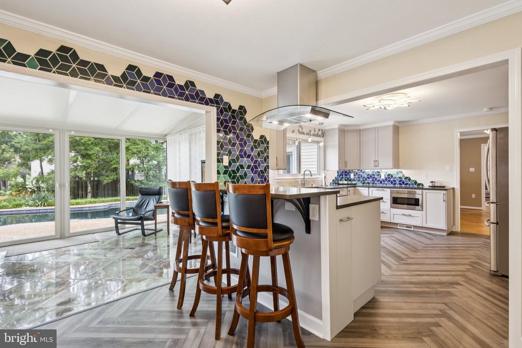 11100 FLORA LEE DRIVE