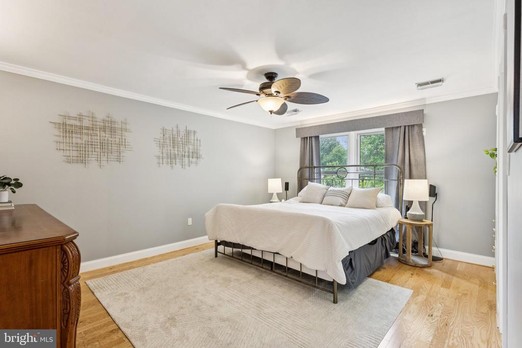 11100 FLORA LEE DRIVE