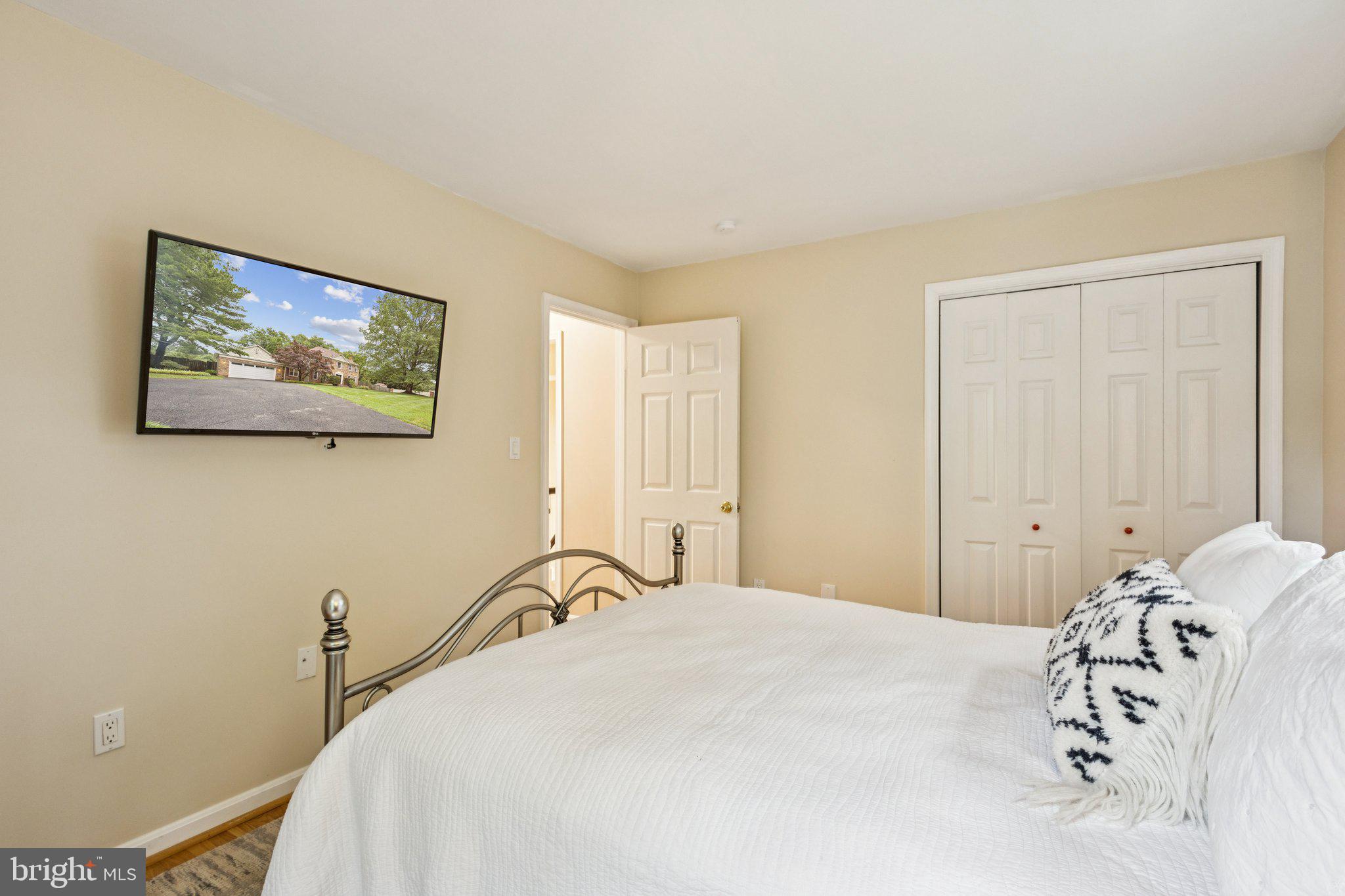 11100 FLORA LEE DRIVE