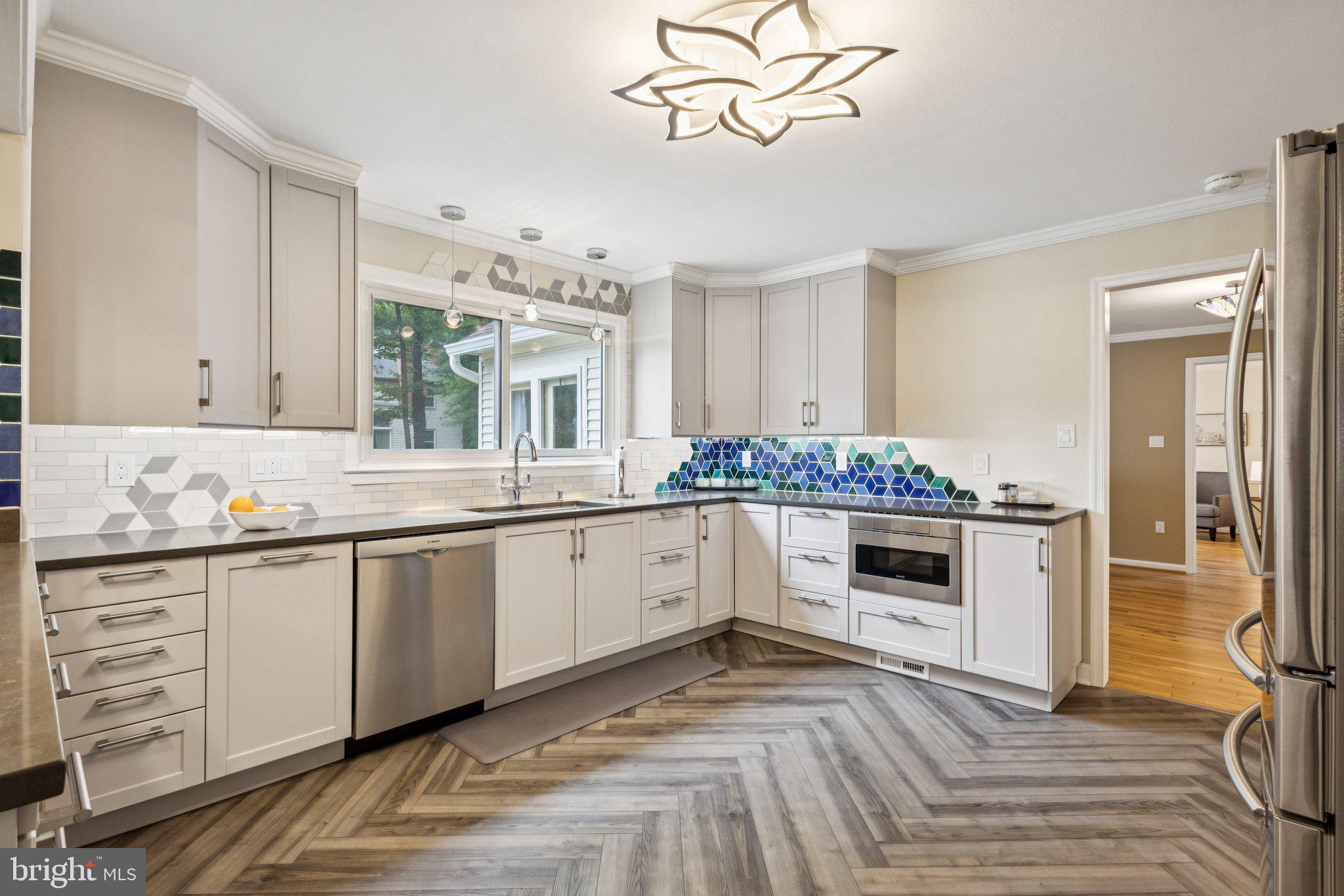 11100 FLORA LEE DRIVE
