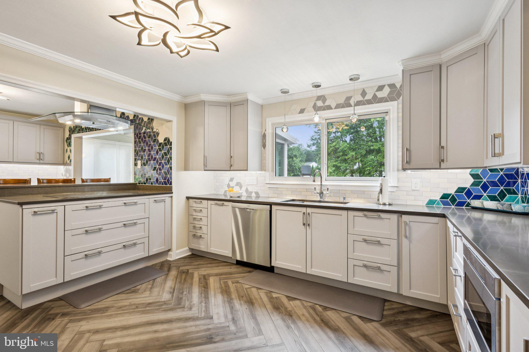 11100 FLORA LEE DRIVE