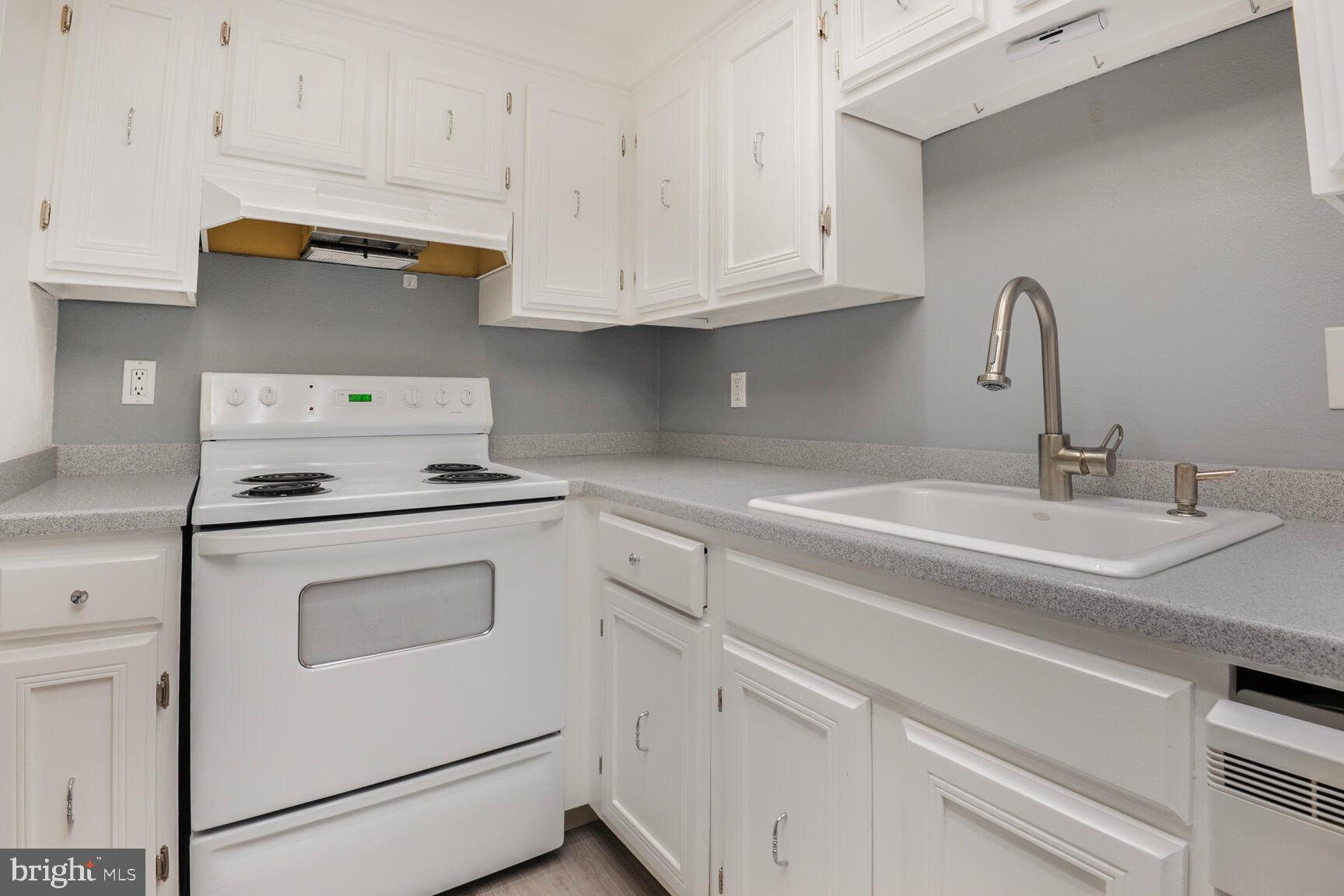 7661 PROVINCIAL DRIVE 312