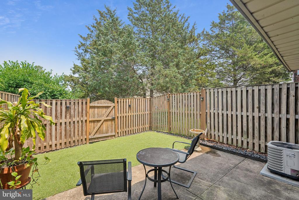 13274 POENER PLACE
