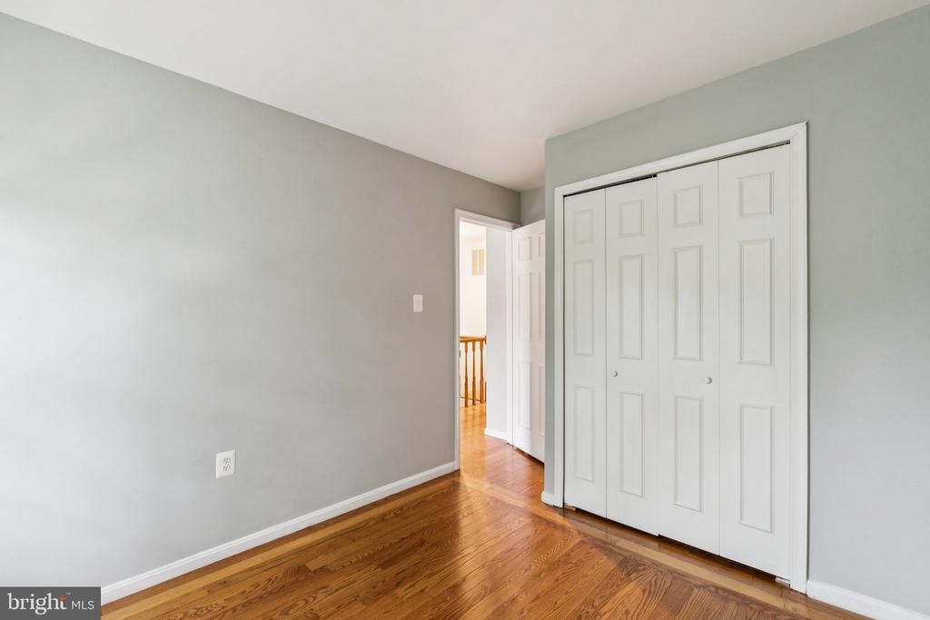 5790 BURKE TOWNE COURT