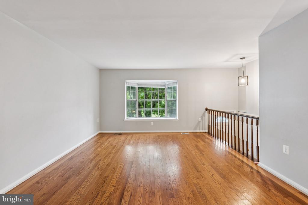 5790 BURKE TOWNE COURT