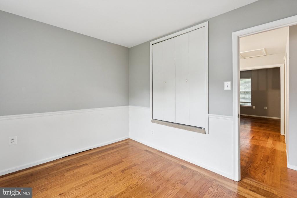5790 BURKE TOWNE COURT