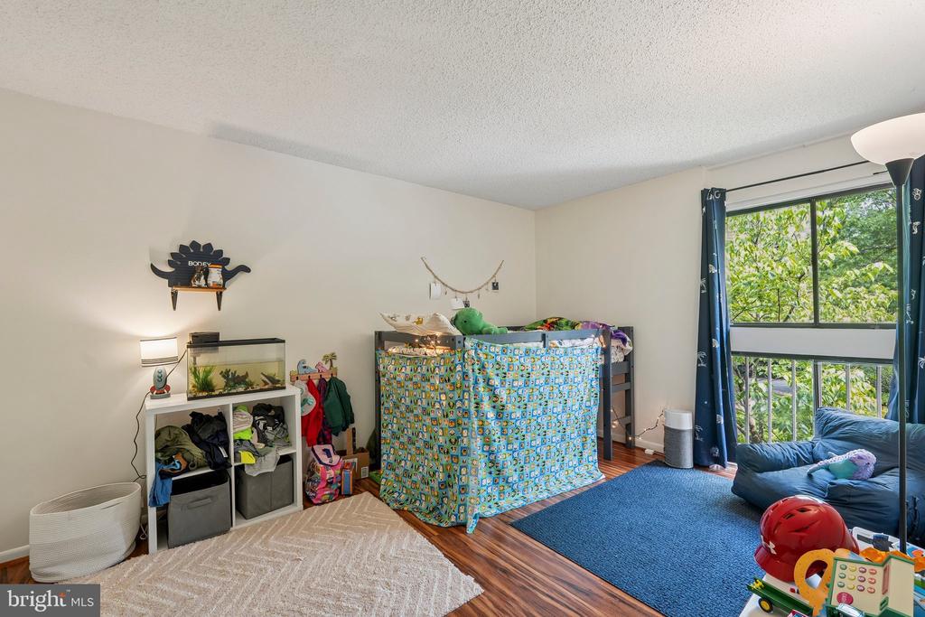 1530 MOORINGS DRIVE 8B/22B
