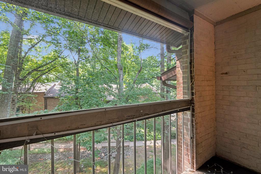 1530 MOORINGS DRIVE 8B/22B