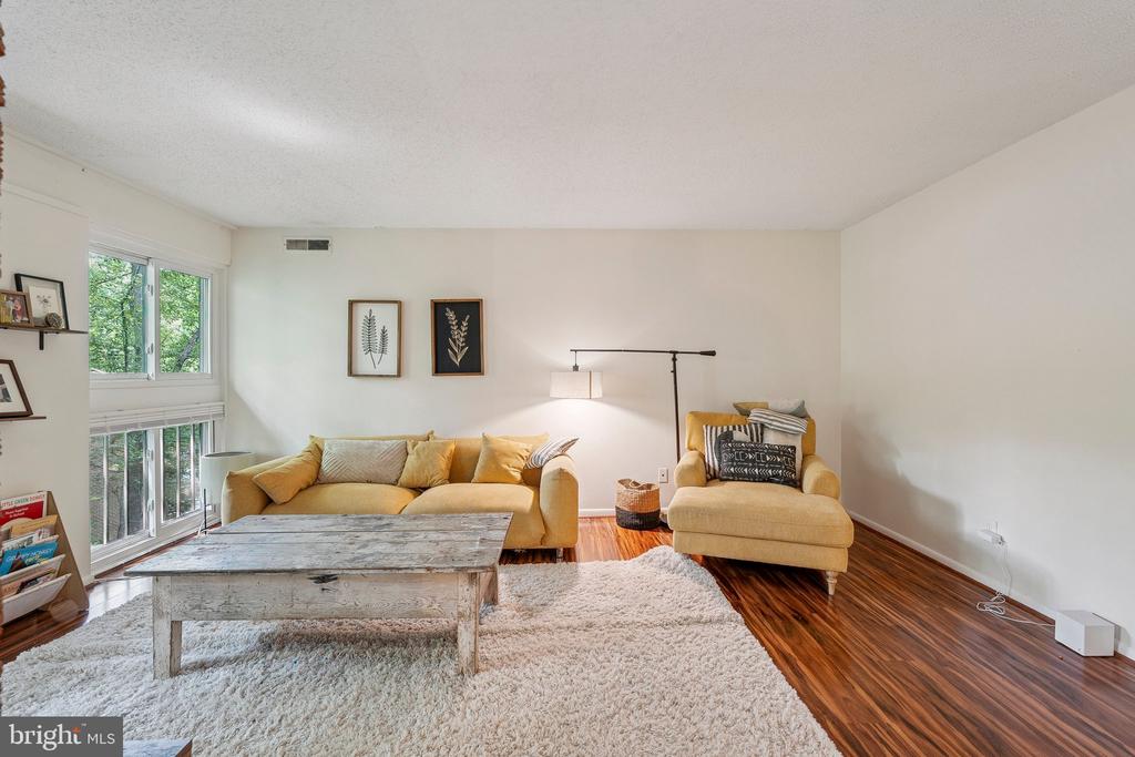 1530 MOORINGS DRIVE 8B/22B