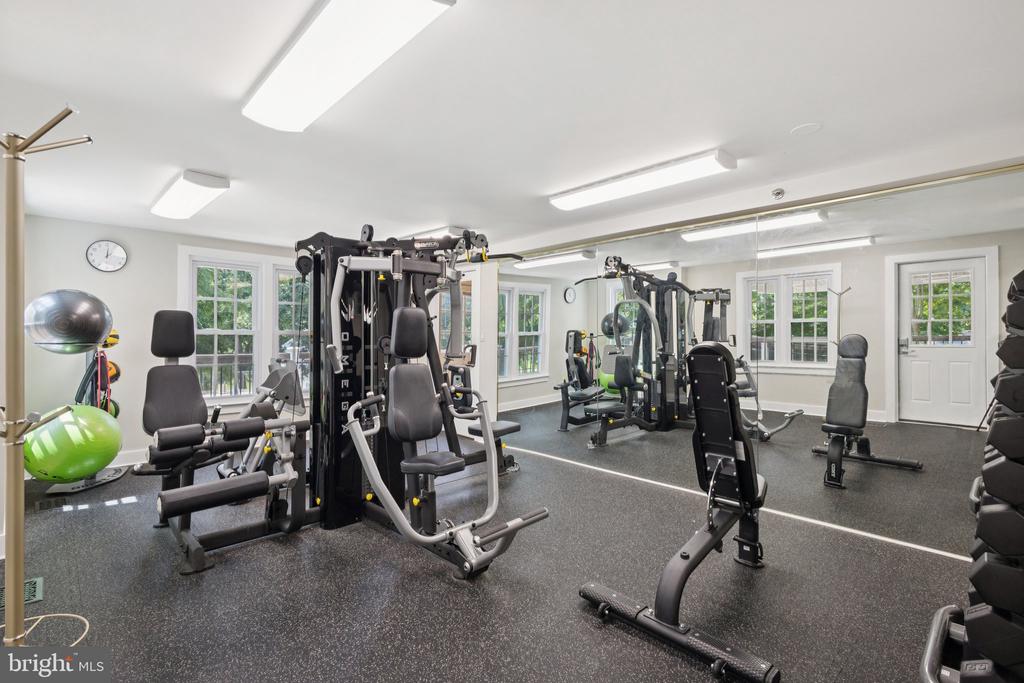 5807 ORCHARD HILL COURT 5807
