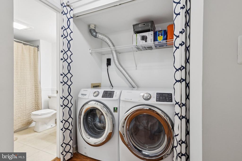 5807 ORCHARD HILL COURT 5807
