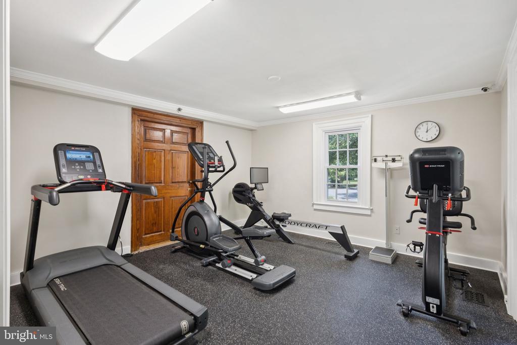 5807 ORCHARD HILL COURT 5807