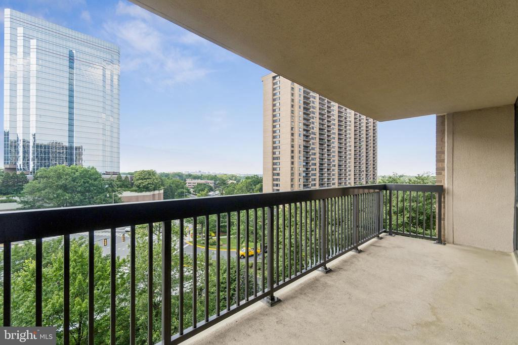3709 S GEORGE MASON DRIVE 604