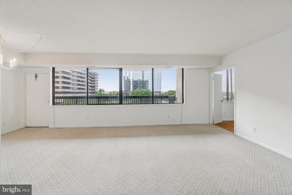 3709 S GEORGE MASON DRIVE 604