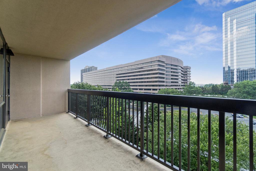 3709 S GEORGE MASON DRIVE 604