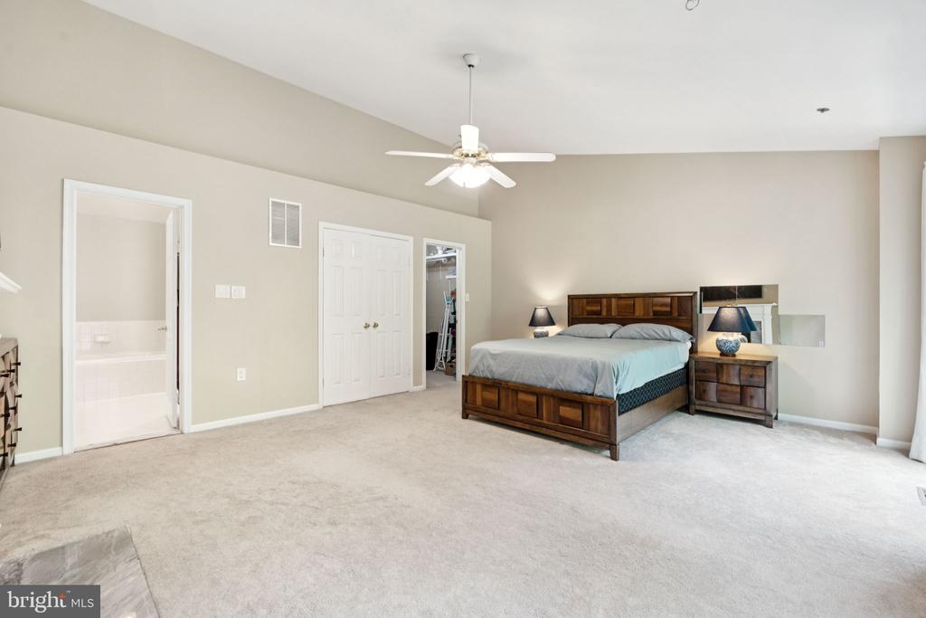 11736 ROCKAWAY LANE 101