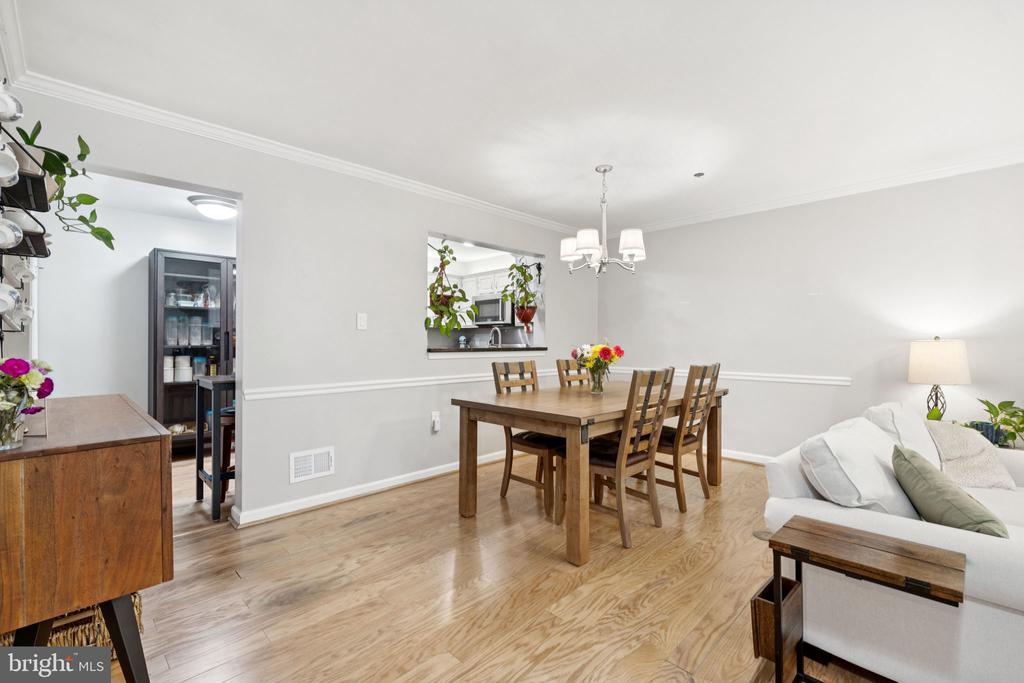 11736 ROCKAWAY LANE 101