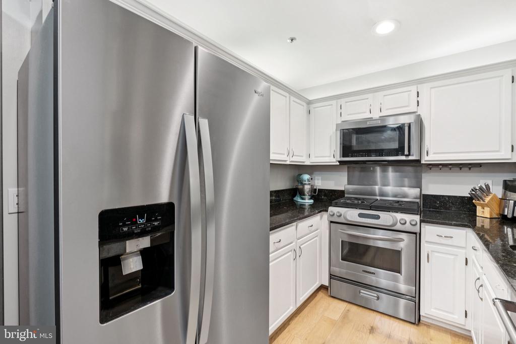 11736 ROCKAWAY LANE 101