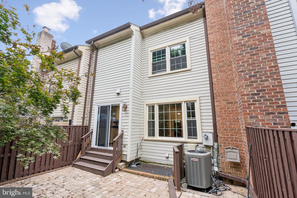 5875 WOODFIELD ESTATES DRIVE