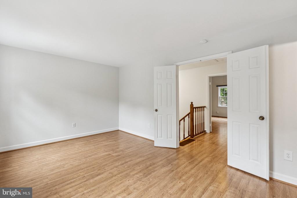 5875 WOODFIELD ESTATES DRIVE
