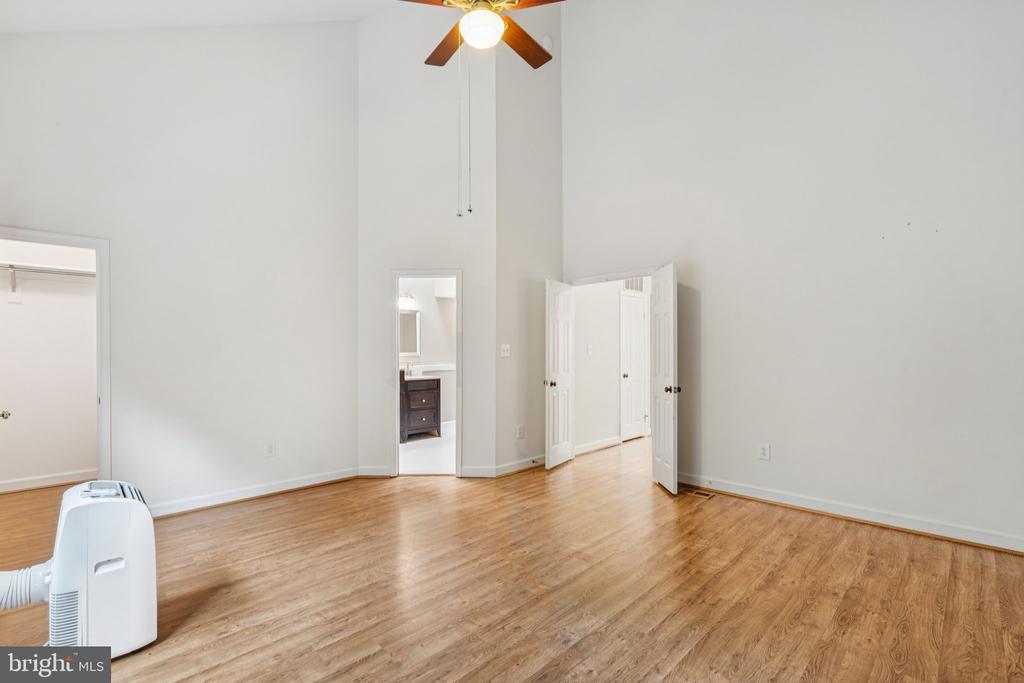 5875 WOODFIELD ESTATES DRIVE